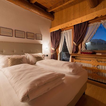 Hotel Posta Livigno Esterno foto