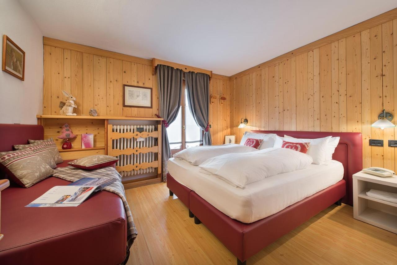 Hotel Posta Livigno Esterno foto