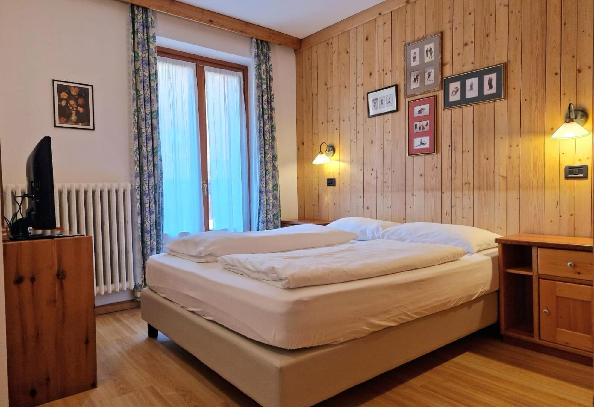 Hotel Posta Livigno Esterno foto