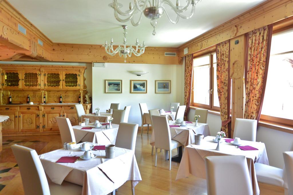 Hotel Posta Livigno Esterno foto
