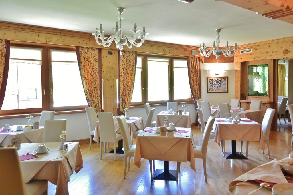 Hotel Posta Livigno Esterno foto