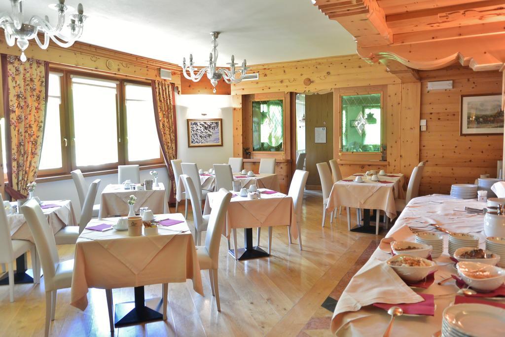 Hotel Posta Livigno Esterno foto