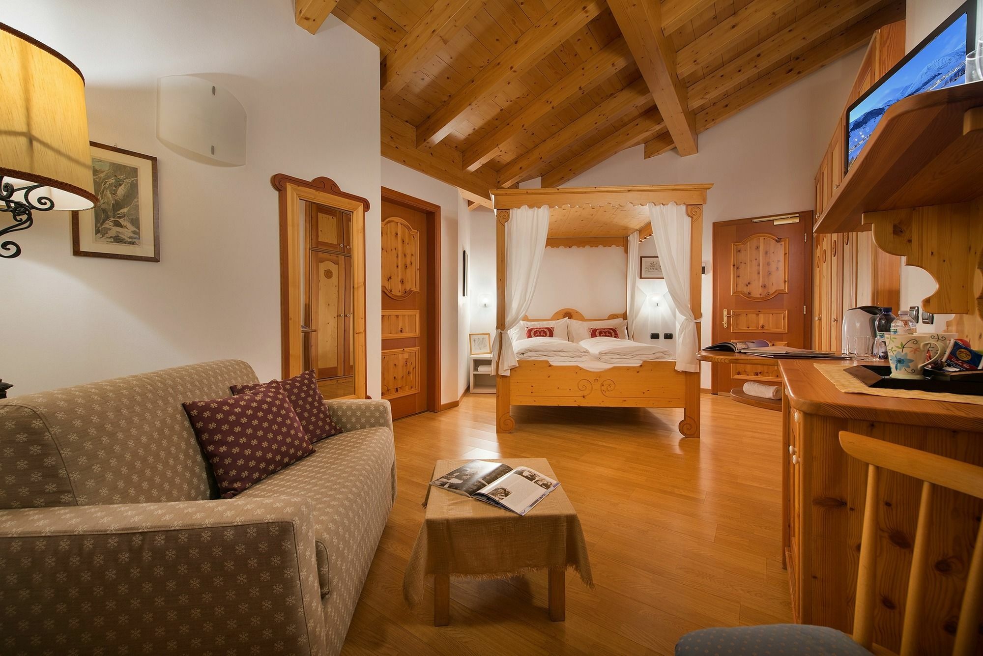 Hotel Posta Livigno Esterno foto