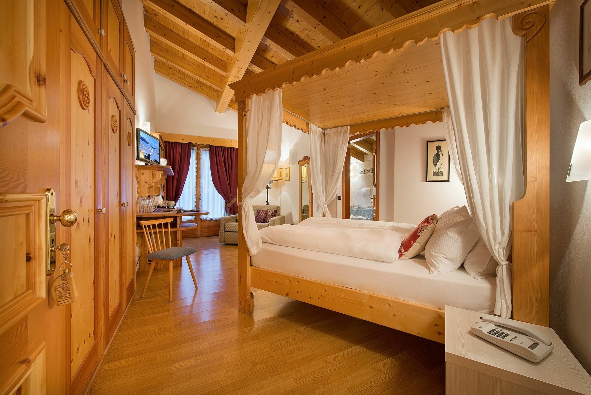 Hotel Posta Livigno Esterno foto